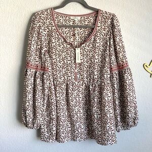 \Max Studio\ NWT Tiny Florals Top